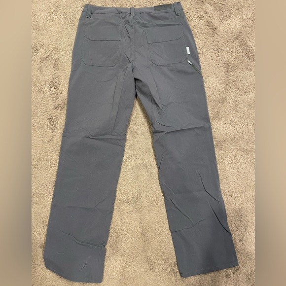 Mountain Hardware Pants 32 X 32 - Picture 3 of 3